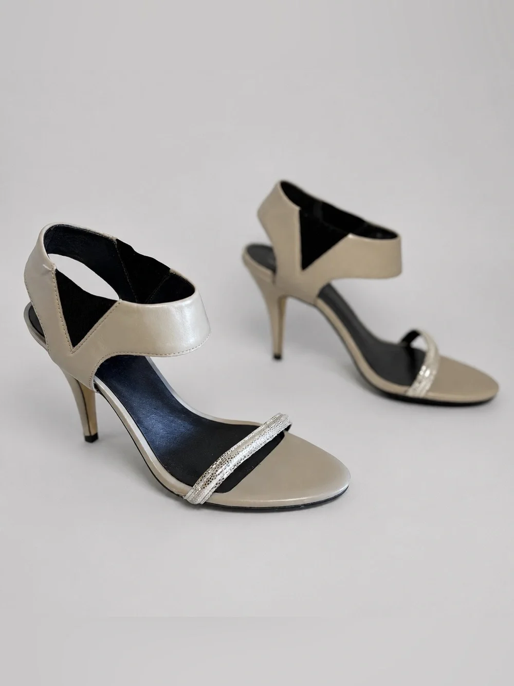 Armani Exchange sophisticated statement